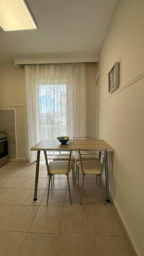 Kostalek Apartment Peraía Екстериор снимка