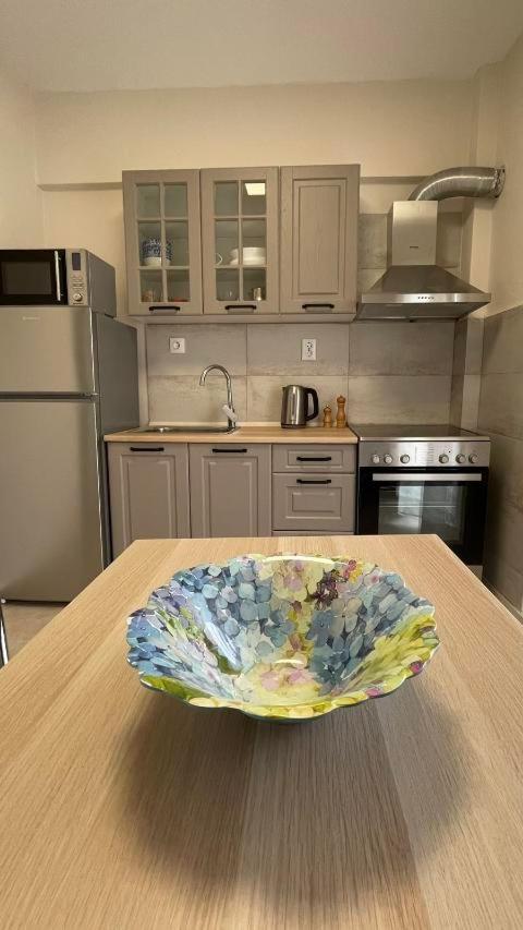 Kostalek Apartment Peraía Екстериор снимка