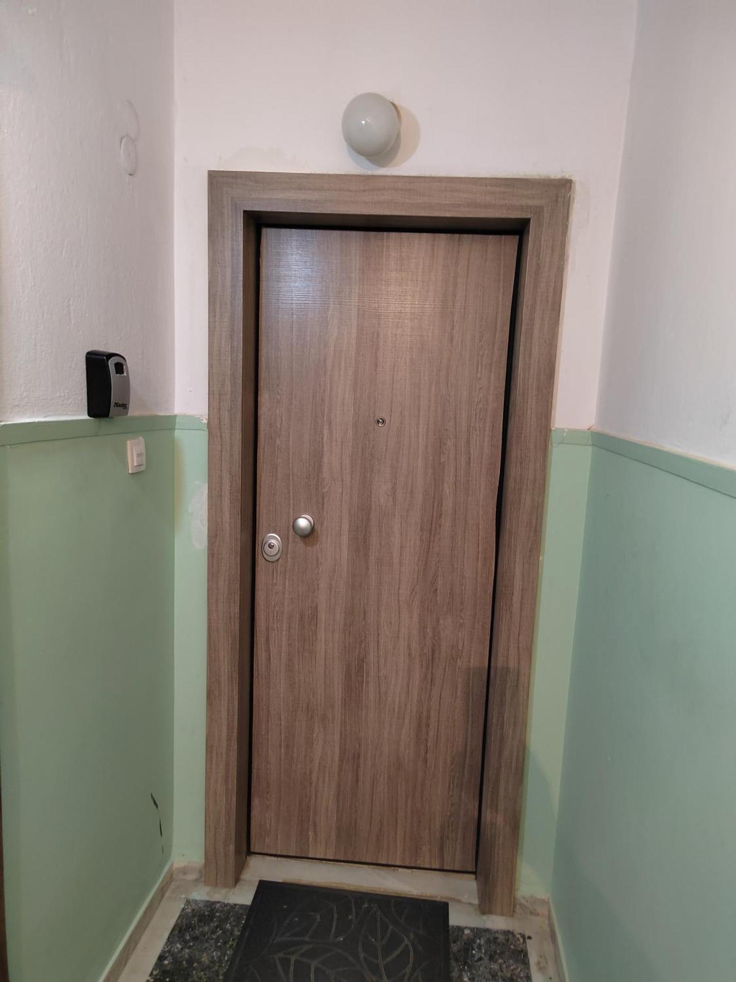 Kostalek Apartment Peraía Екстериор снимка